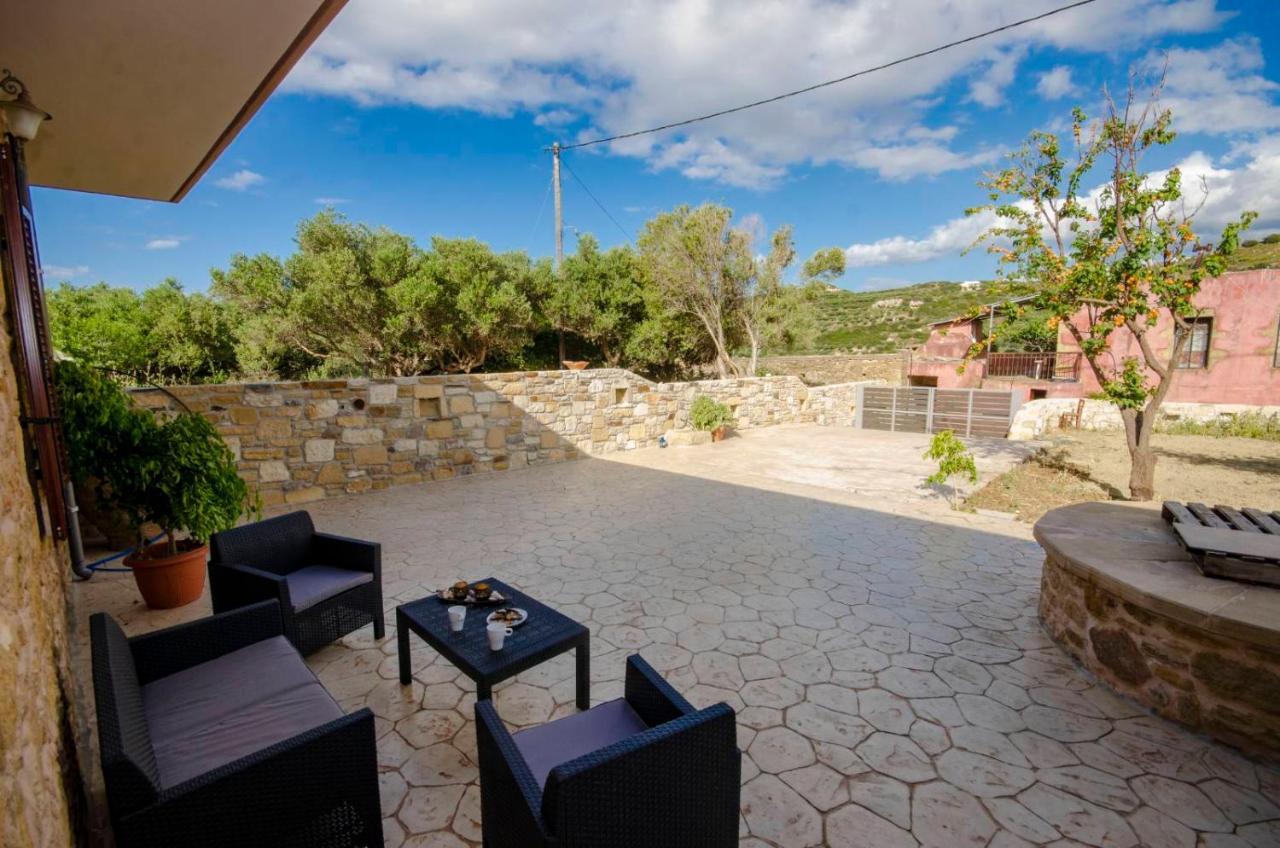 Metochi Traditional House Chrissi Akti Chania Exterior foto