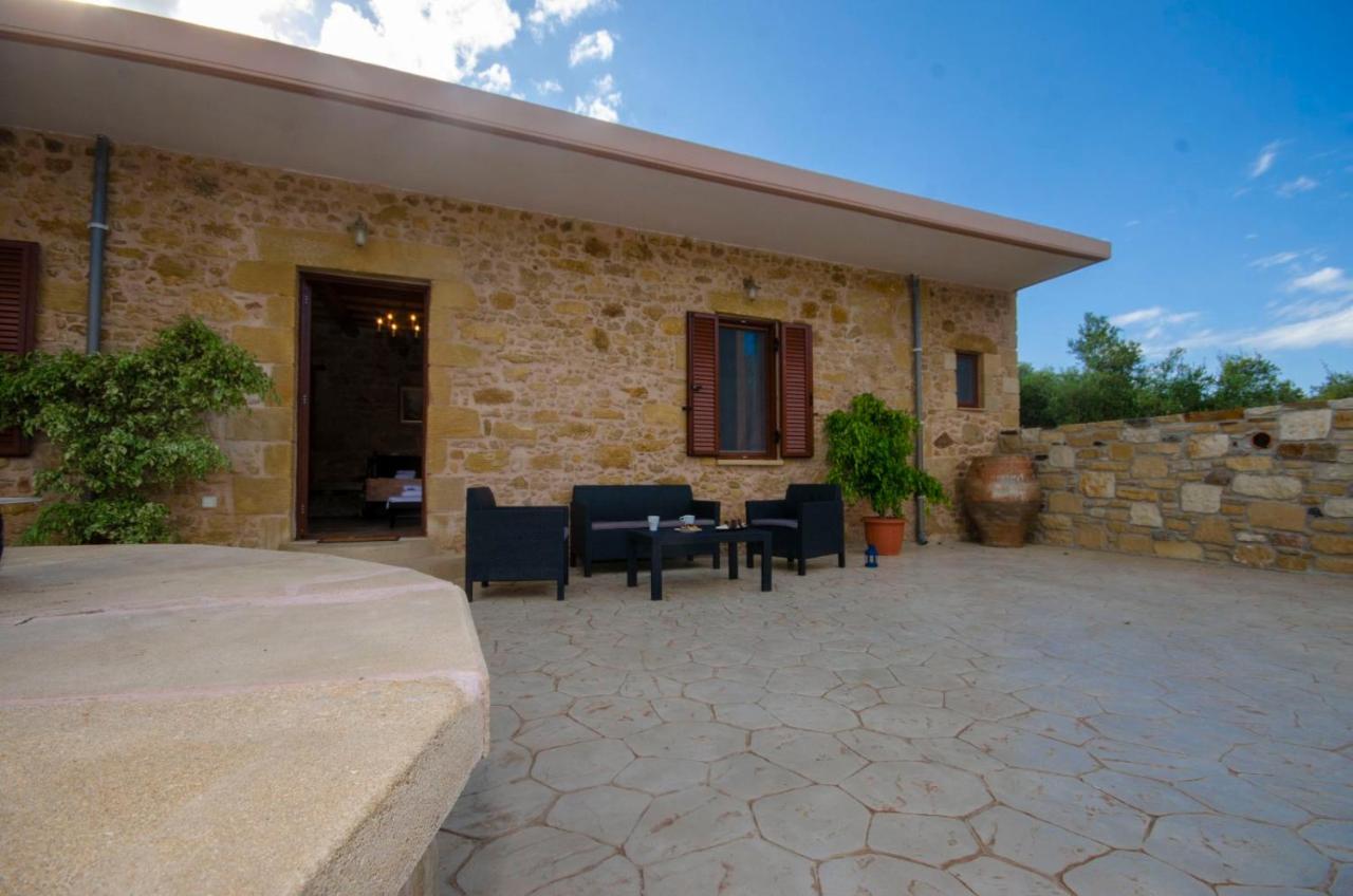 Metochi Traditional House Chrissi Akti Chania Exterior foto