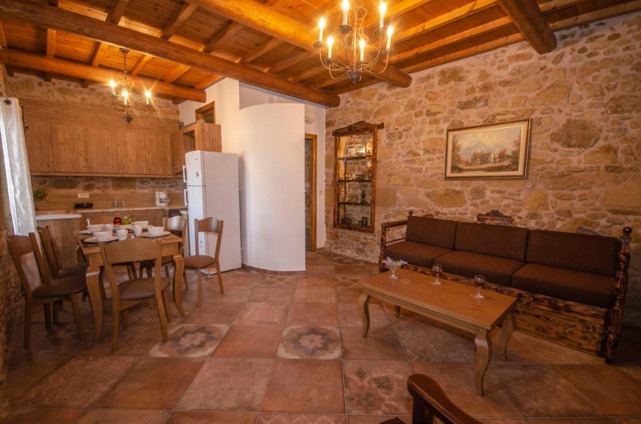 Metochi Traditional House Chrissi Akti Chania Exterior foto