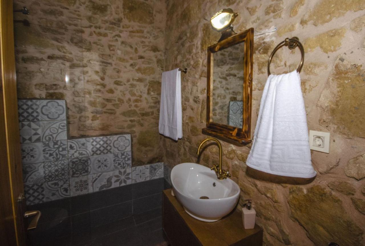 Metochi Traditional House Chrissi Akti Chania Exterior foto