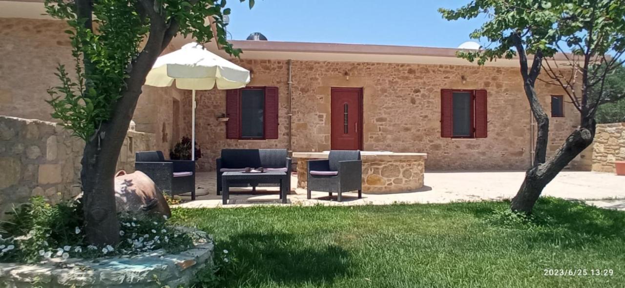 Metochi Traditional House Chrissi Akti Chania Exterior foto
